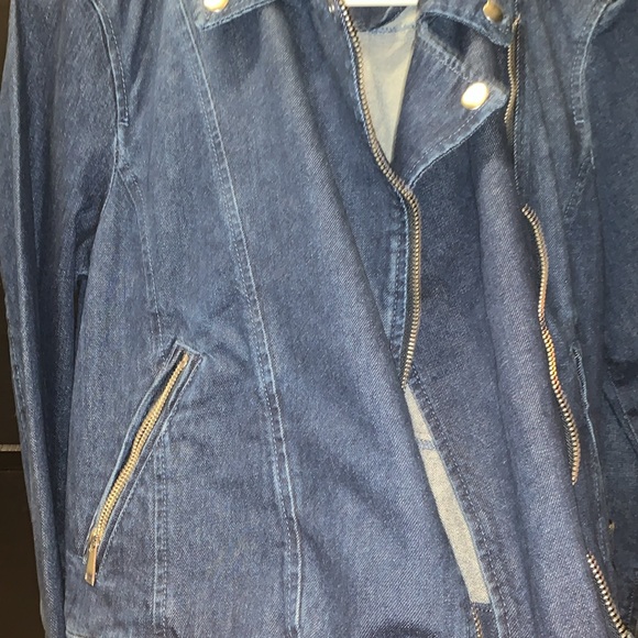 LOFT Blue Denim Jacket - Picture 5 of 9